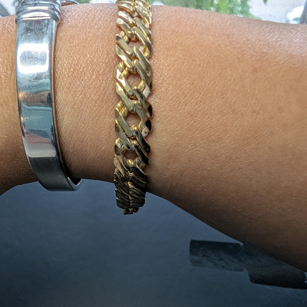 Elegant Gold Bracelet (14k Plated)